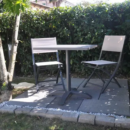 Casa Della Magnolia 코넬리아노